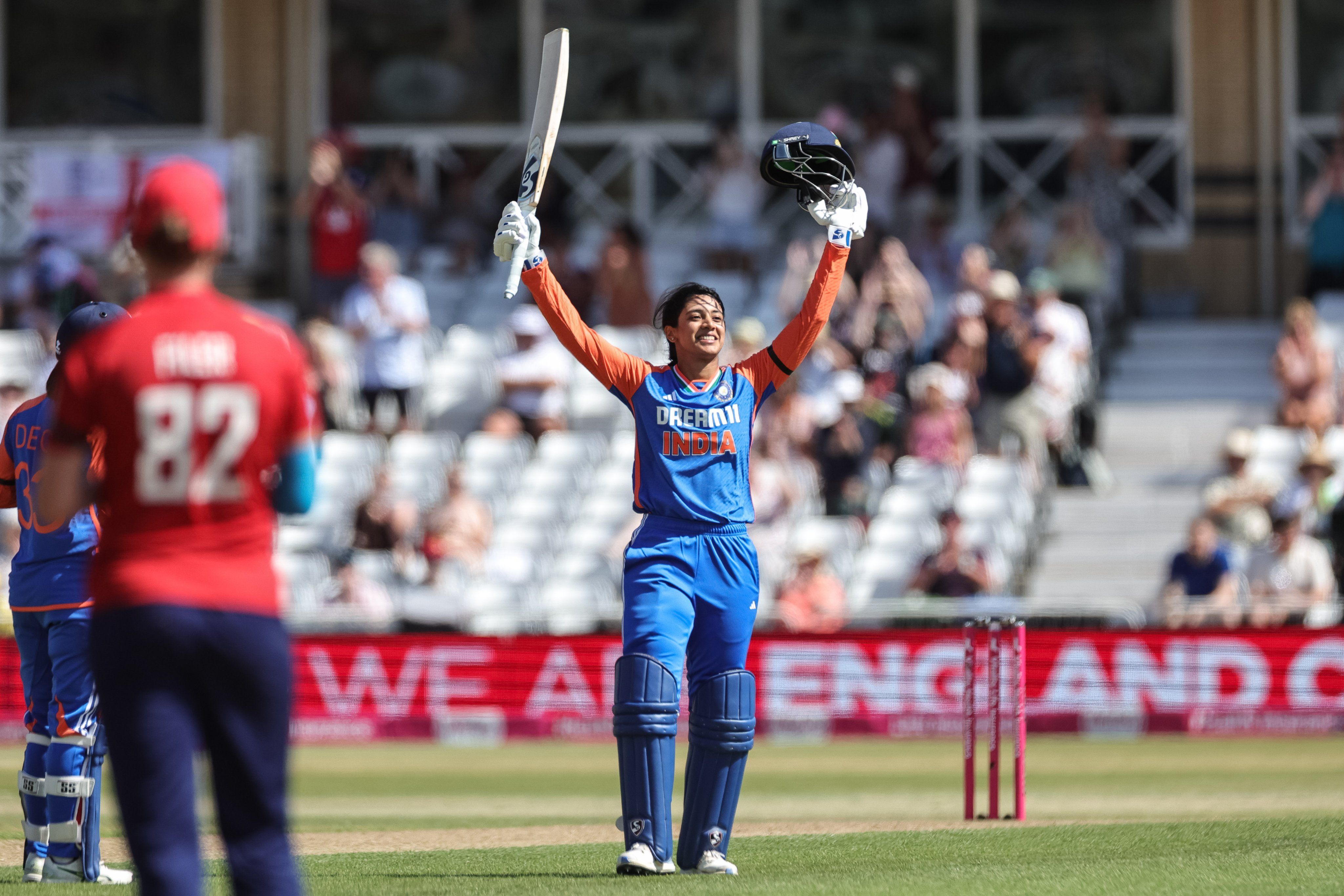 Keep Doing What You’re Doing”: Shubman Gill Praises Mandhana’s Approach Ahead of Women’s World Cup